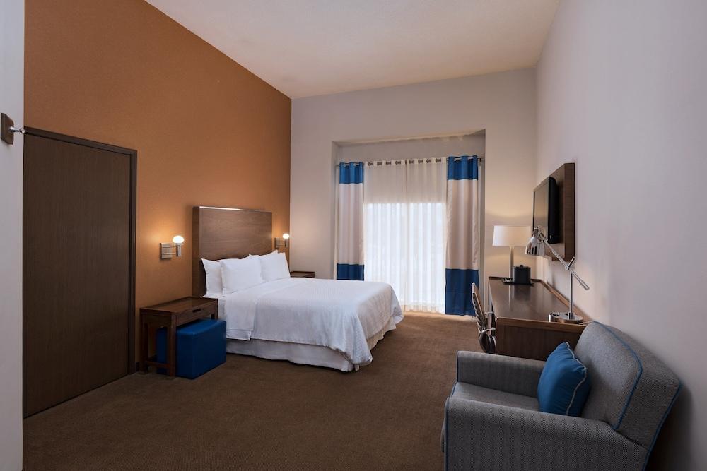 Four Points By Sheraton Galerias Monterrey Luaran gambar A typical hotel room