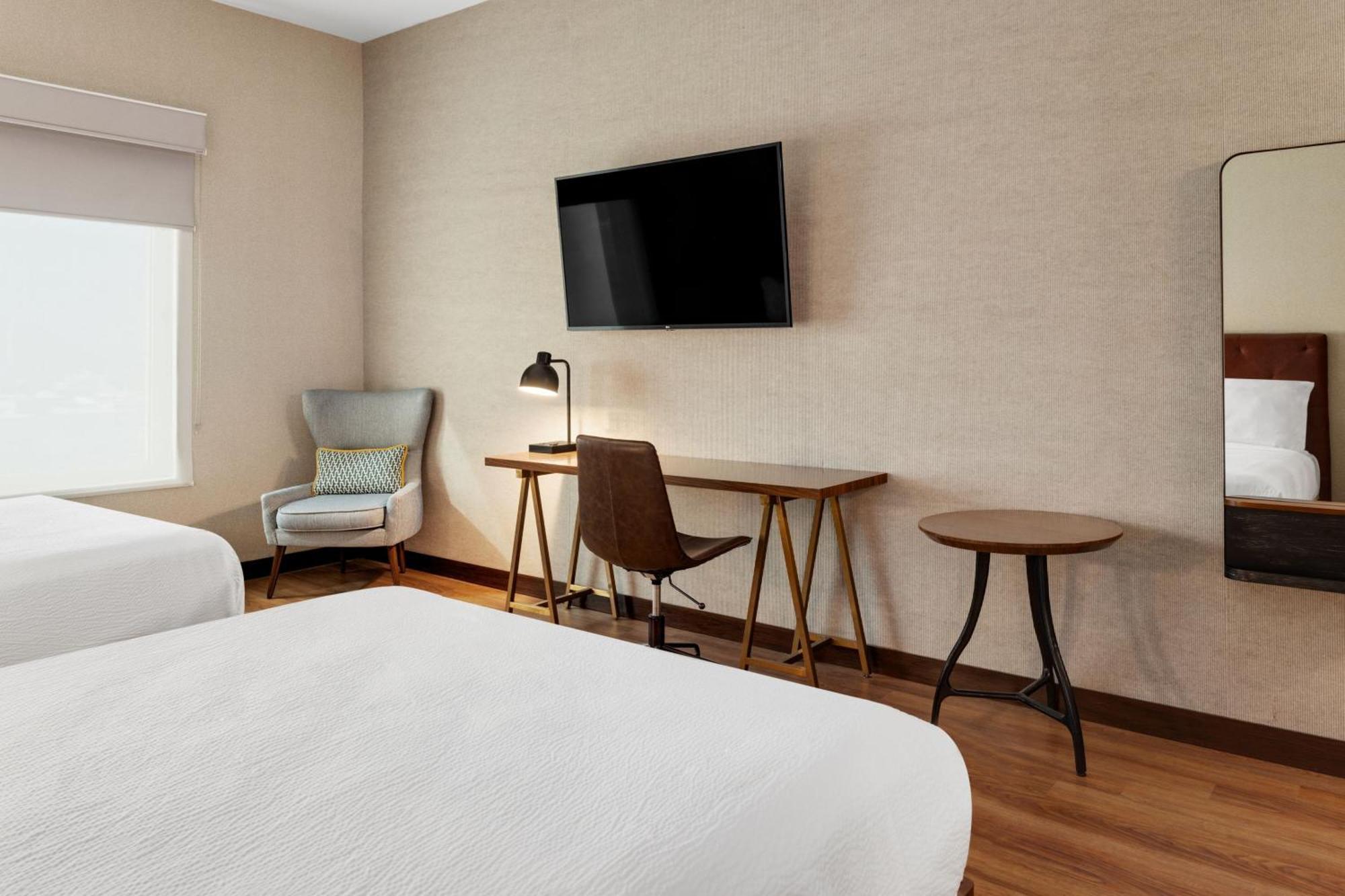 Four Points By Sheraton Galerias Monterrey Luaran gambar A room at the Hotel Zags
