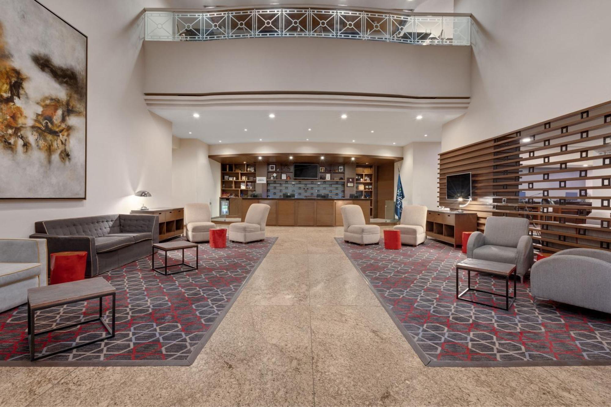 Four Points By Sheraton Galerias Monterrey Luaran gambar The Library at The Westin