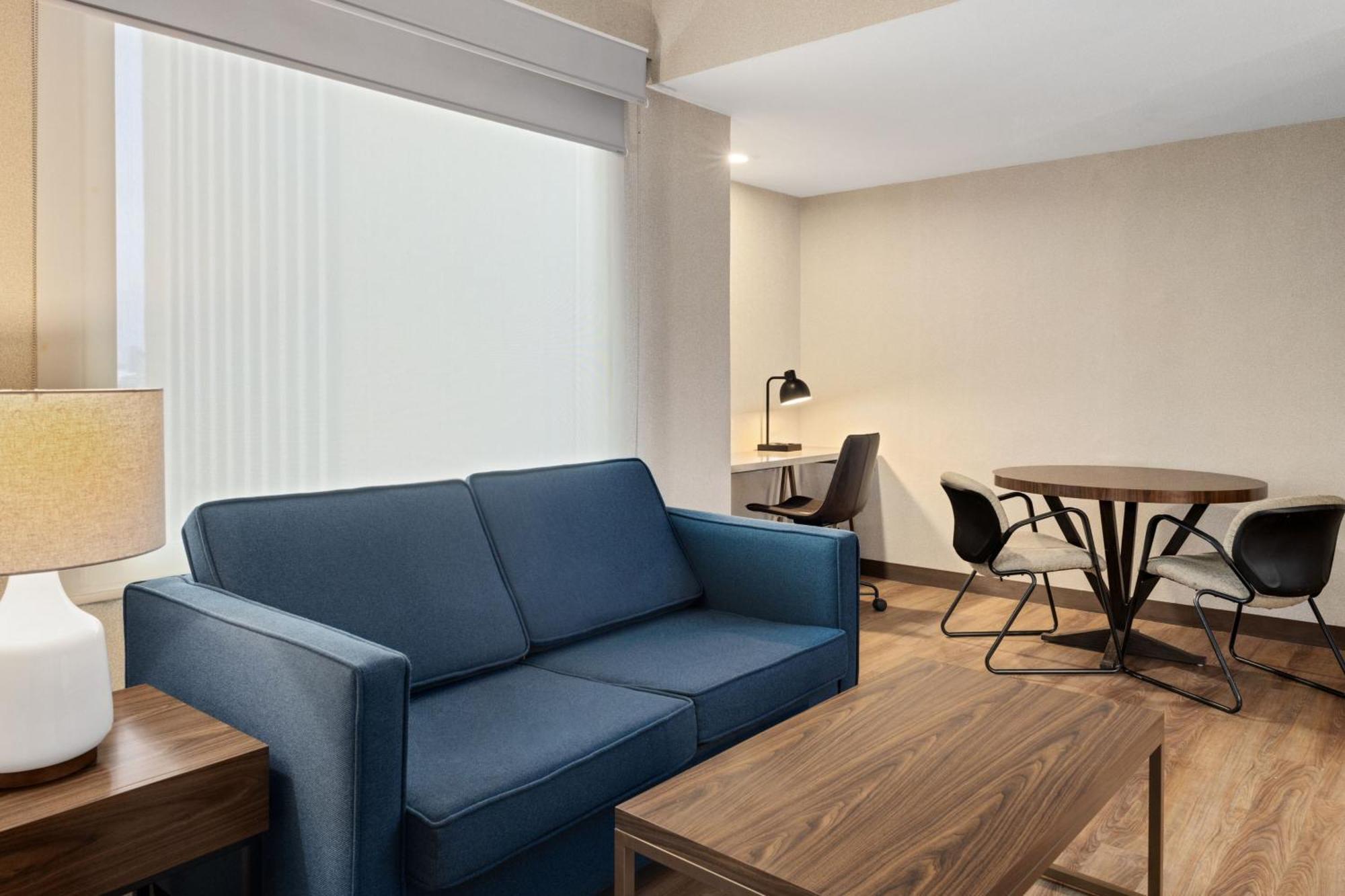 Four Points By Sheraton Galerias Monterrey Luaran gambar